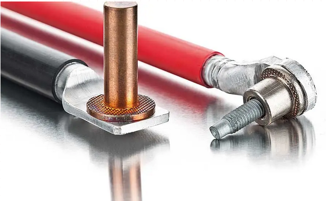 自動(dòng)駕駛汽車(chē)的線(xiàn)束焊接 