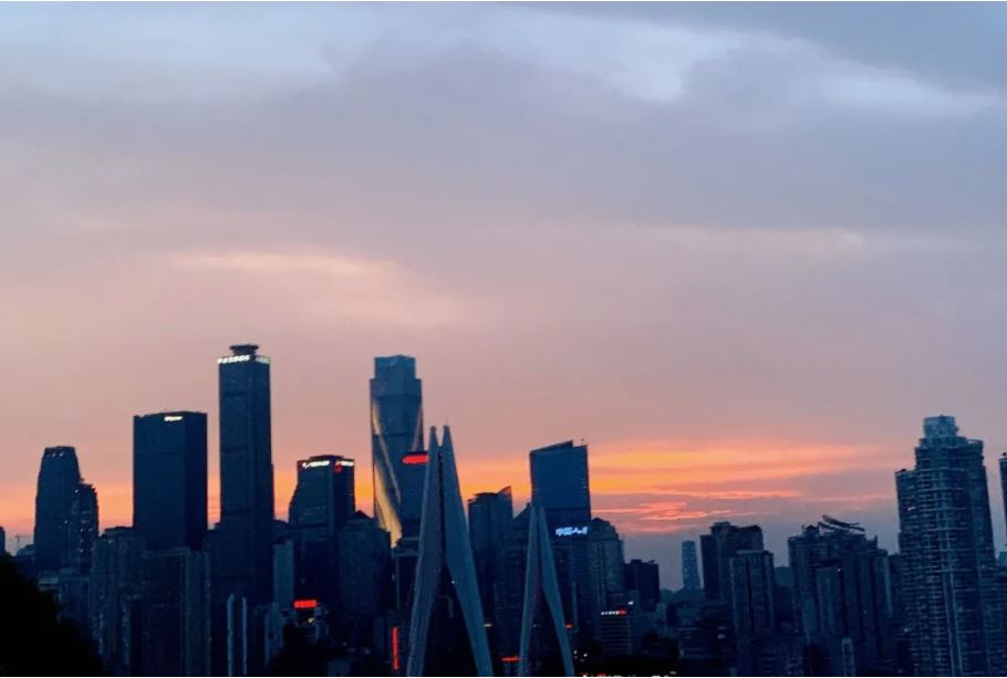 外企20年：從云端，到裁員