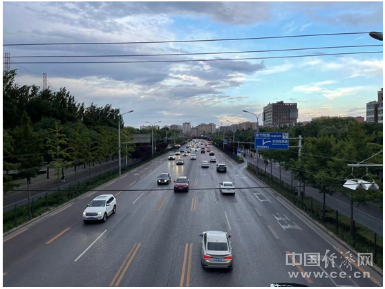 中國(guó)品牌市場(chǎng)份額穩(wěn)中有升 品牌溢價(jià)力不斷提升