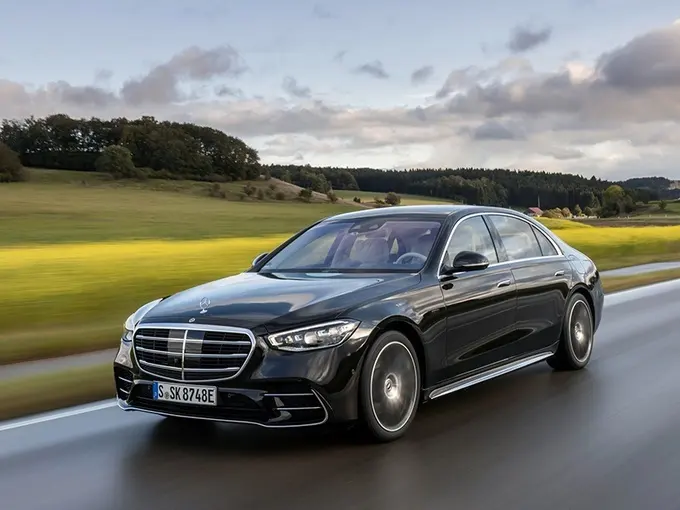 2022.10.14—梅賽德斯-奔馳（中國）汽車銷售有限公司、北京奔馳汽車有限公司召回部分進(jìn)口及國產(chǎn)汽車