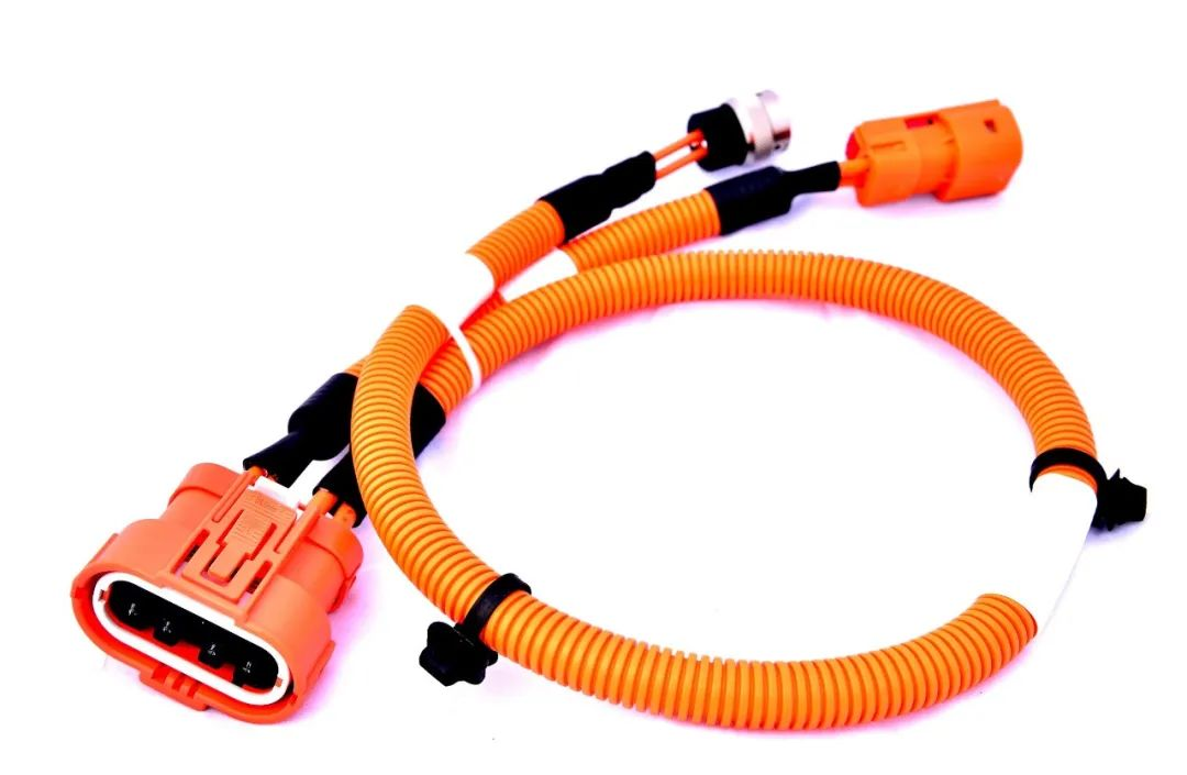 不一樣的硅膠——新能源汽車高壓連接器密封及線纜配套方案 