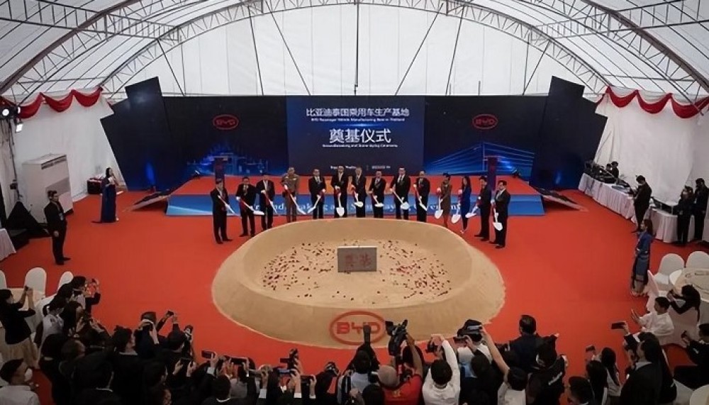 比亞迪、哪吒同時宣布泰國工廠奠基，新能源汽車公司海外布局提速
