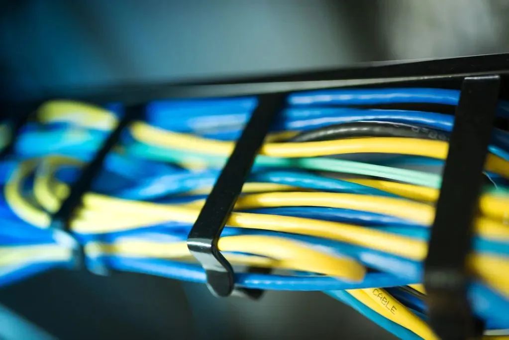 特斯拉Cybertruck革新線束連接方式，對線束行業(yè)有何啟發(fā)？