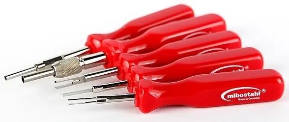 壓接端子與連接器外殼的拆卸