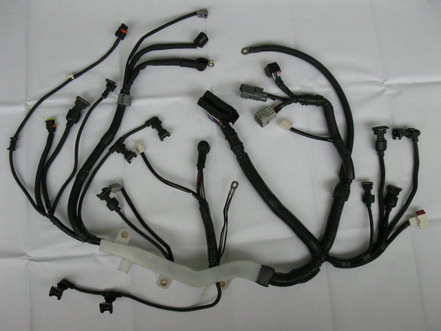 轎車發(fā)動(dòng)機(jī)線束總成-湖北正奧