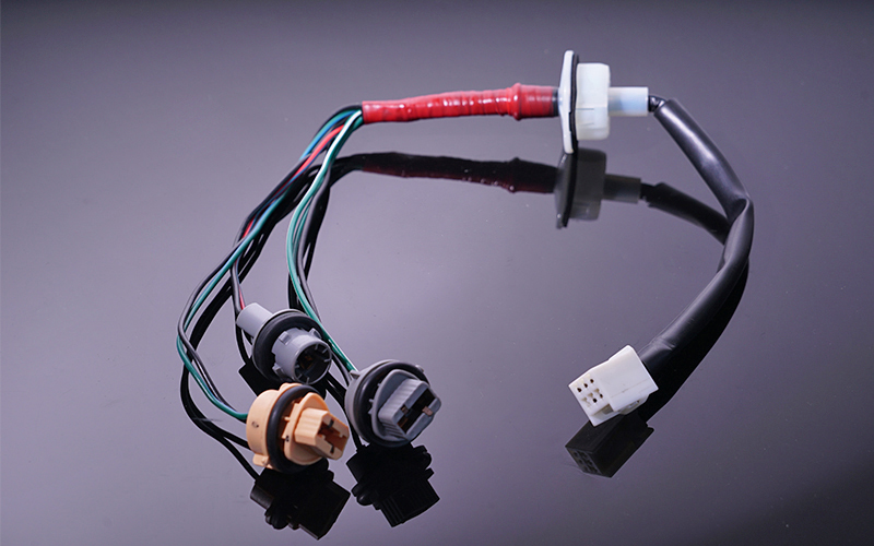 汽車車燈控制線束-營(yíng)口阿部