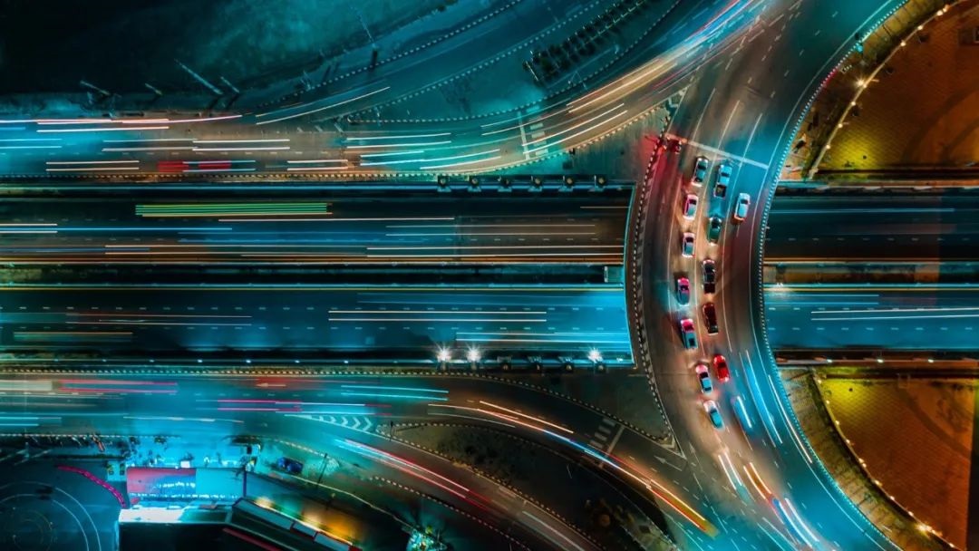 李爾報(bào)告 2021 年第四季度和全年業(yè)績并提供 2022 年全年展望