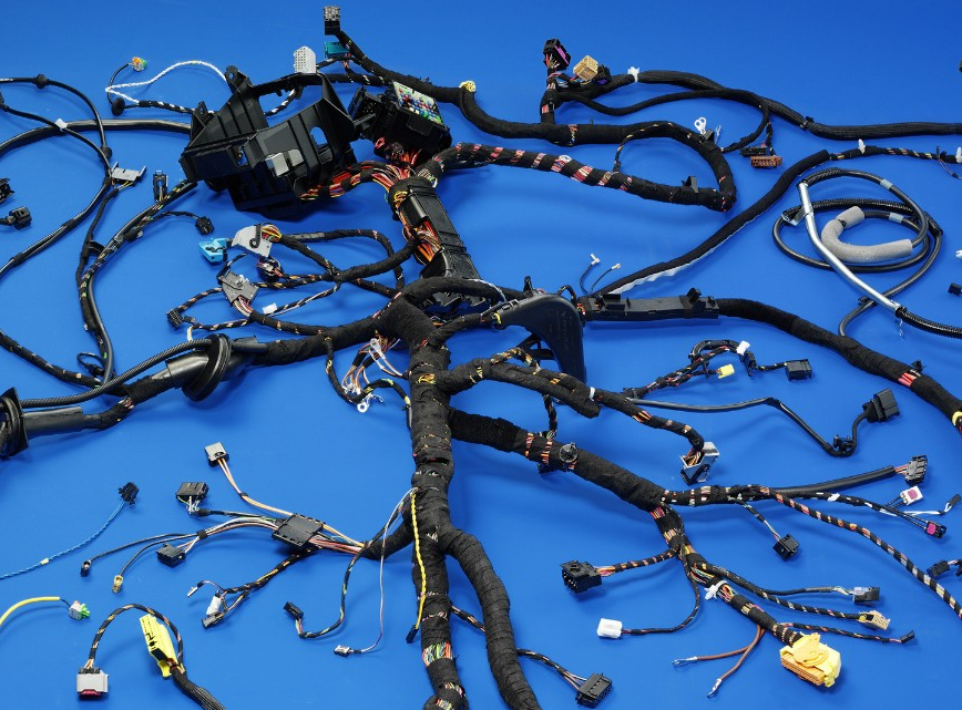 資訊 | 富國銀行：烏克蘭線束工廠停工 或影響歐洲10-15%的汽車產(chǎn)量