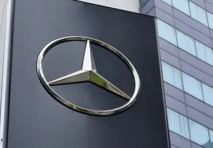 2022.3.25——梅賽德斯-奔馳（中國(guó)）汽車(chē)銷(xiāo)售有限公司、北京奔馳汽車(chē)有限公司召回部分進(jìn)口及國(guó)產(chǎn)汽車(chē)