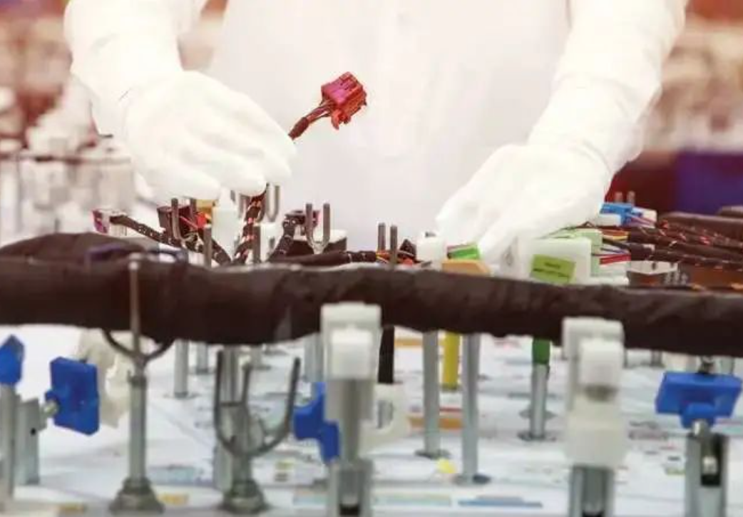 資訊 | Komax集團(tuán)年度股東大會支持Komax Holding AG和Schleuniger AG的合并