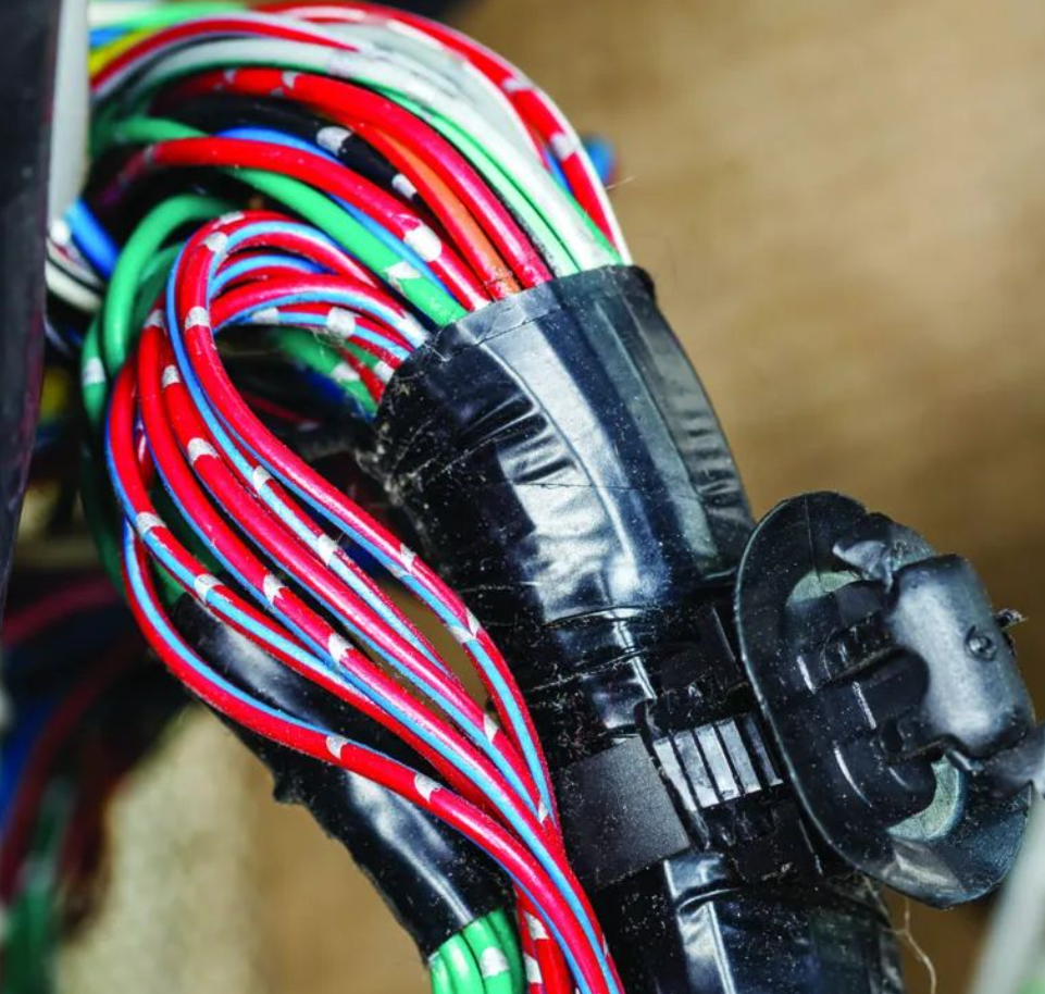 淺談汽車線束行業(yè)的連接器趨勢與挑戰(zhàn)