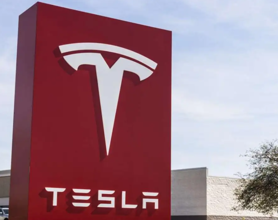 美國超750名車主投訴特斯拉不明原因剎車