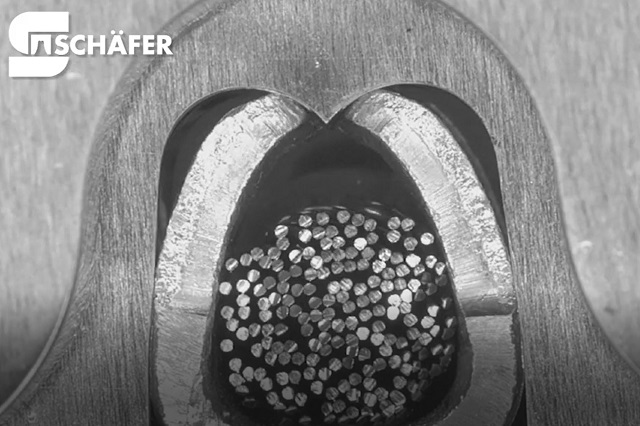 25平電線壓接過程