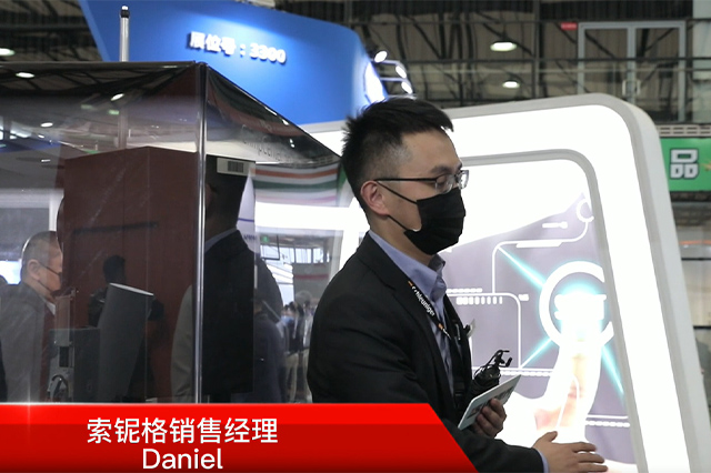 訪索鈮格Danie-半自動臺式剝皮機