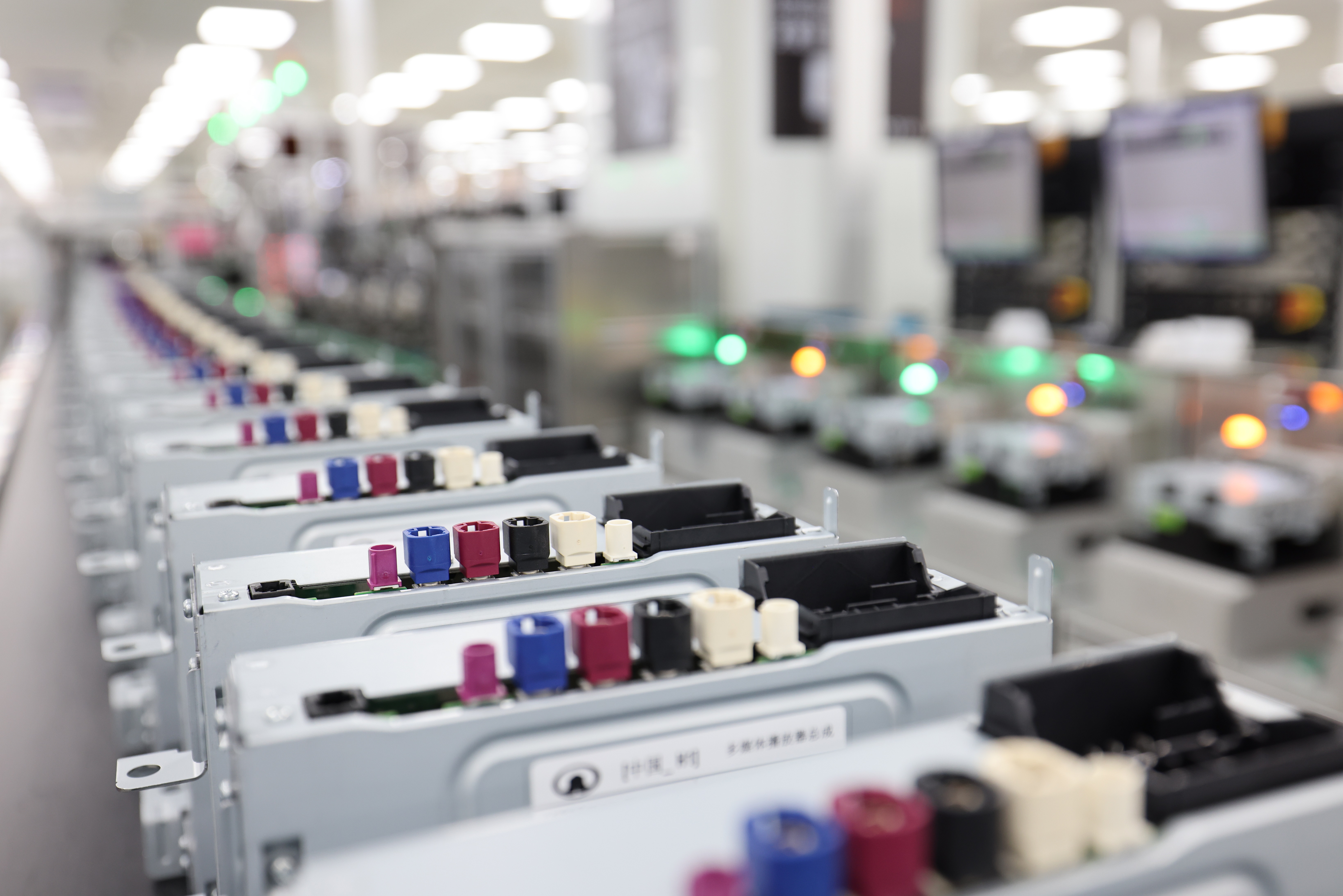 資訊 | 安波福第100萬套智能座艙系統(tǒng)下線 強(qiáng)大的全球供應(yīng)鏈及本土工程能力保障對(duì)客戶穩(wěn)定供貨