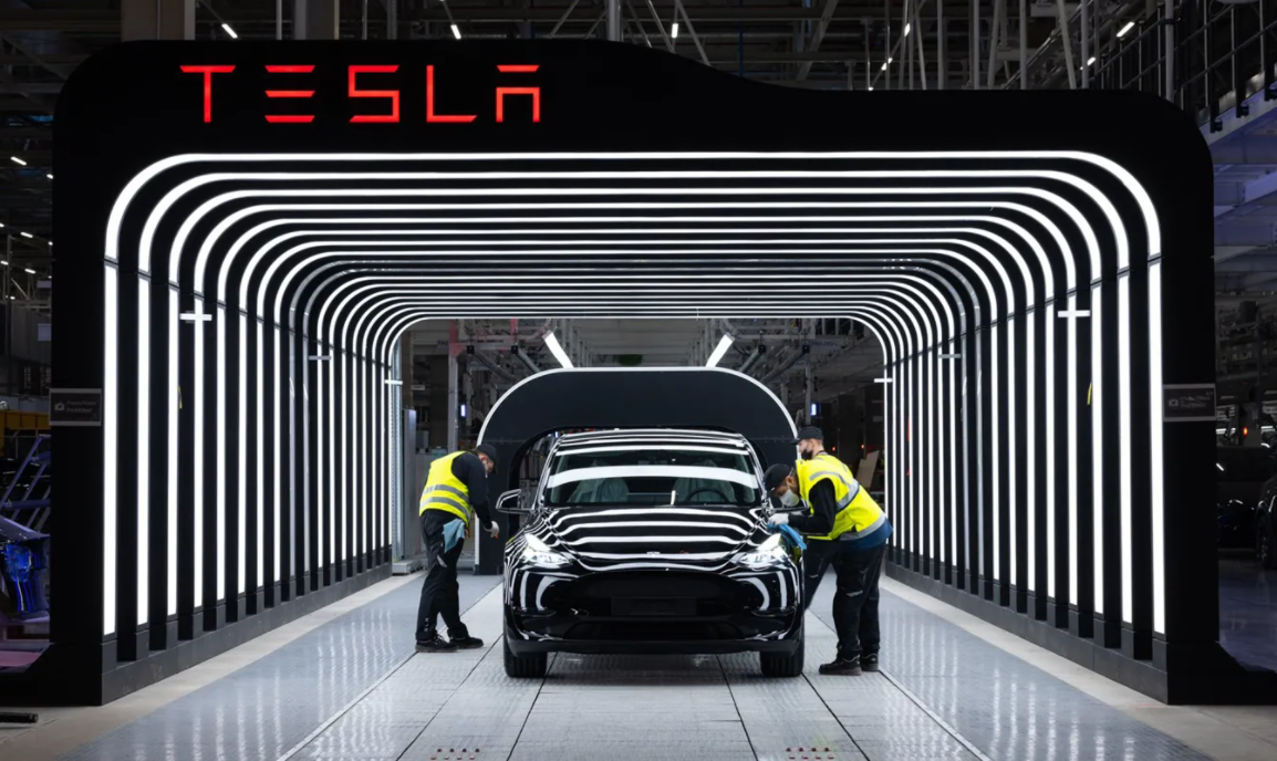 特斯拉上海超級工廠第100萬輛整車下線