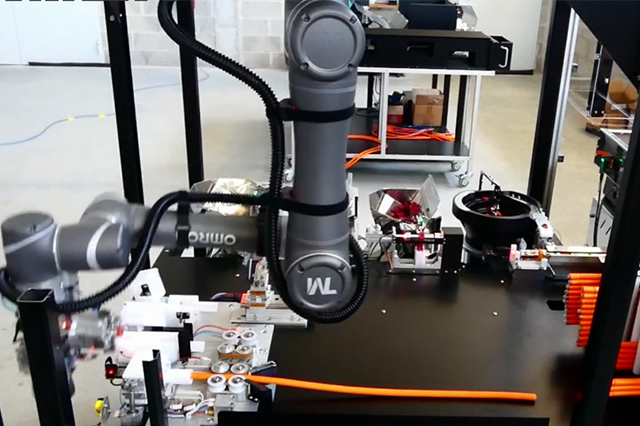 高壓線束組裝機(jī)器人