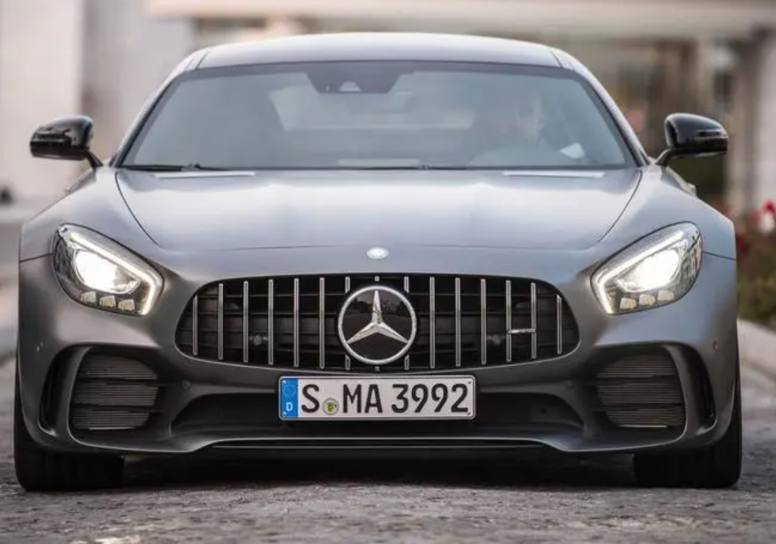 2022.10.21——梅賽德斯-奔馳（中國）汽車銷售有限公司召回部分進(jìn)口E級、AMG GT汽車