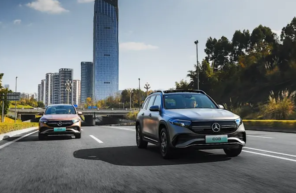 2022.10.28——北京奔馳汽車有限公司擴(kuò)大召回部分EQA、EQB和EQC電動汽車
