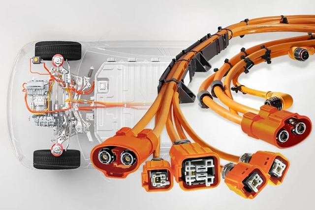 在高壓下測(cè)試屏蔽電纜