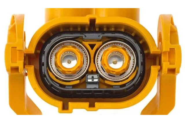 試析幾種常用接觸件在新能源汽車高壓連接器上的應用