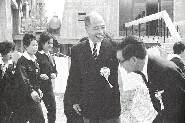 矢崎的誕生史-雞蛋孵化出的小雞