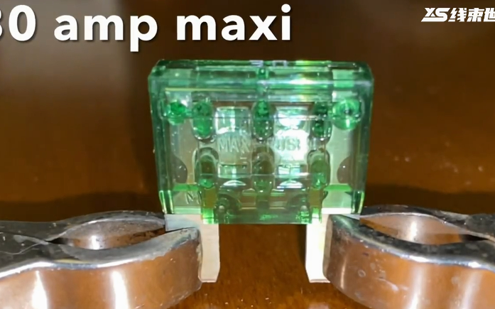 保險絲熔斷瞬間視頻